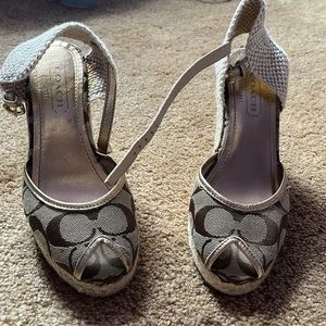 Womens Size 5 Coach Wedges